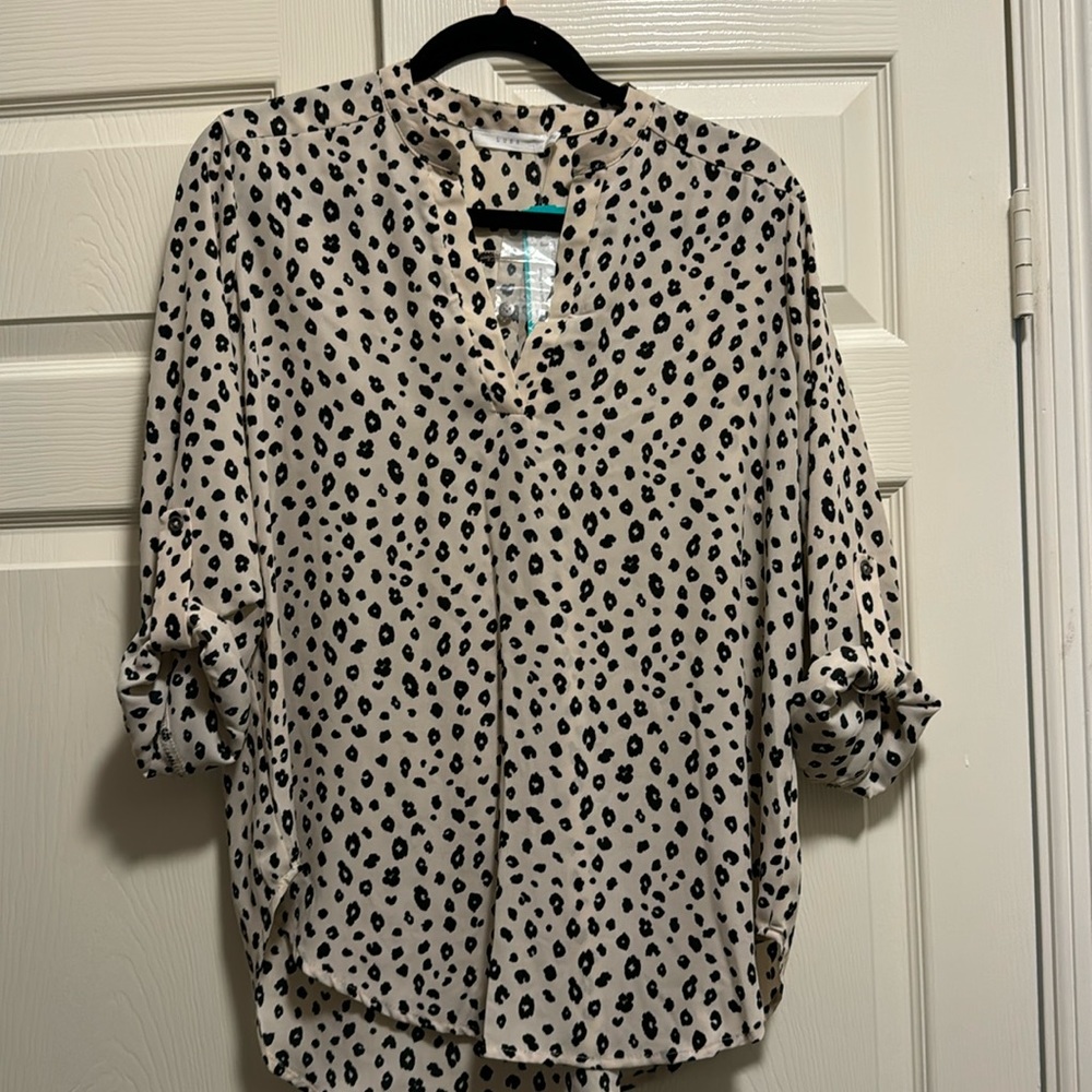 NWT- three quarter sleeve leopard print blouse, size L